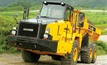 Komatsu cuts emissions