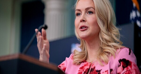 White House claims Iran allowing oil tankers through Hormuz is result of US - Iran talks , Trump diplomacy