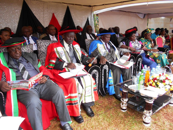 r jumba with blue cap and other officials during the ceremony hoto by oreen usingo