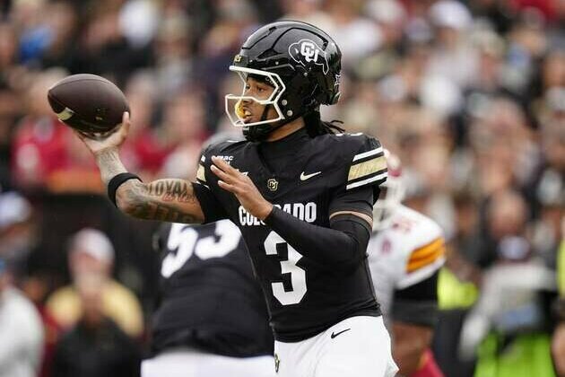 Kaidon Salter shines as Colorado upsets No. 22 Iowa State