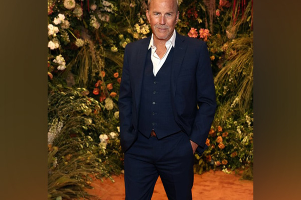 Kevin Costner, Jake Gyllenhaal to star in 'Honeymoon with Harry'