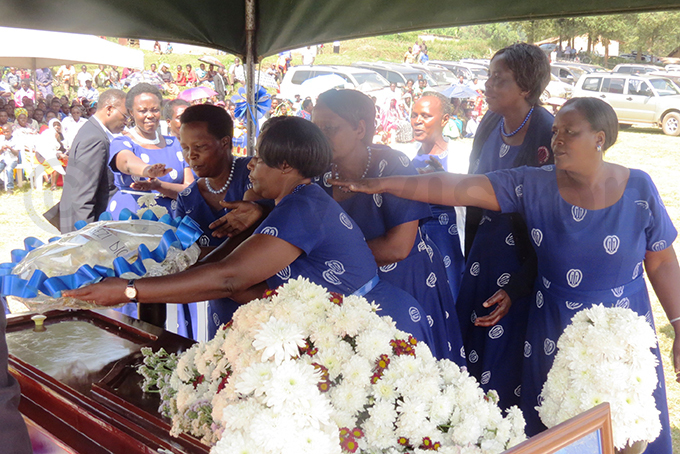 others nion members laying a wreath hoto by ob amanya