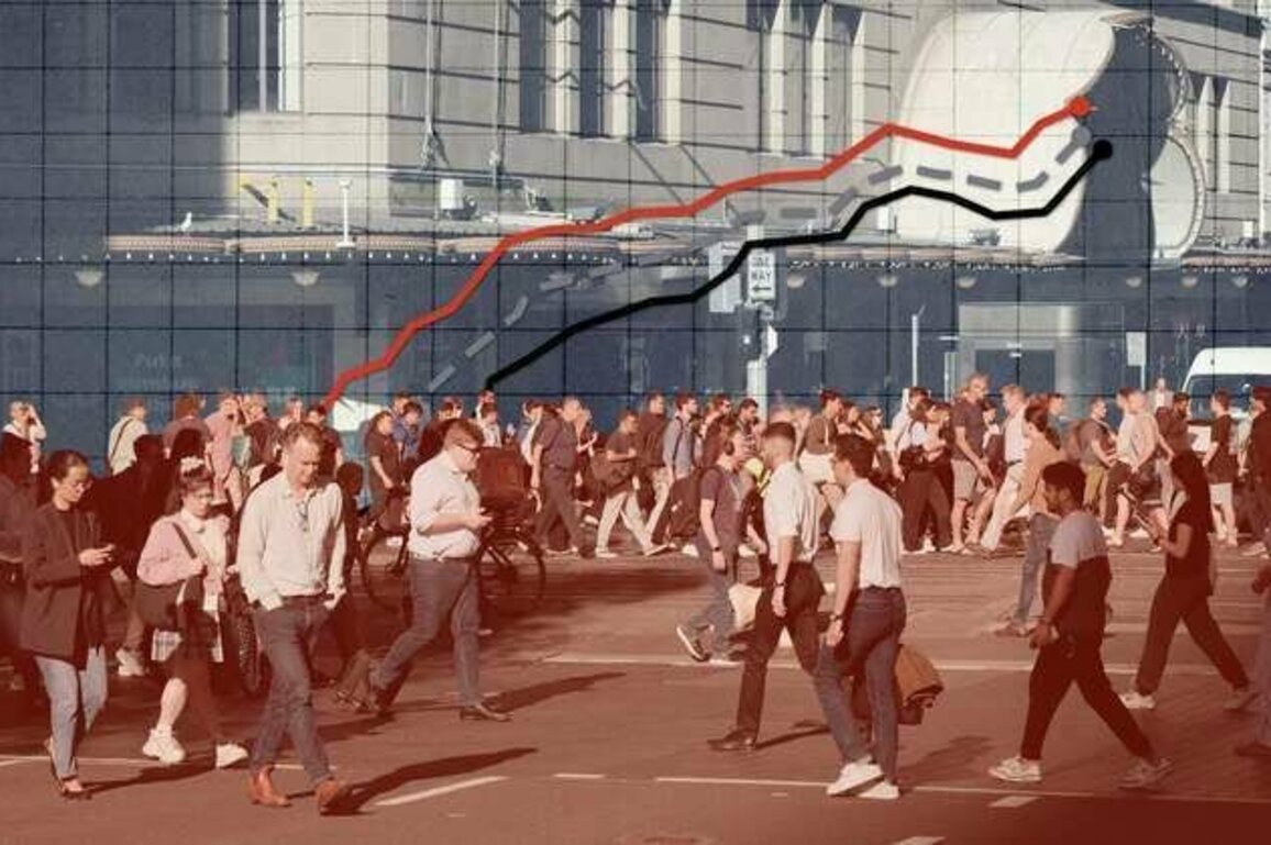 Fewer friends, more time stress: the essential charts from this year's HILDA survey