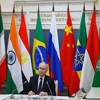 Putin calls for BRICS-wide "independent settlement system" using national currencies