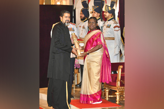 Musician Ricky Kej honoured with Padma Shri; goes barefoot to receive the award