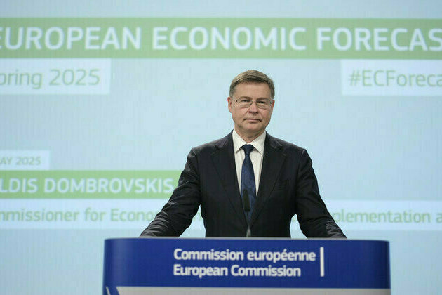 EU allows members to spend Covid cash on arming Kiev  Politico