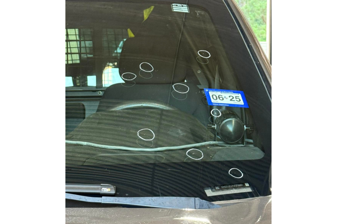 Sheriff- Texas deputy saved by bullet-resistant glass windshield