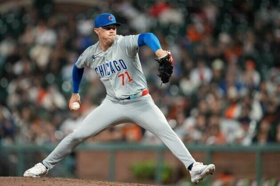 Reds sign RHP Keegan Thompson to 1-year deal