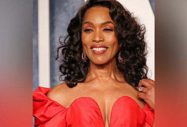 Angela Bassett defends her "disappointment" reaction after Oscars loss to Jamie Lee Curtis