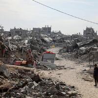 Gaza's new divide -- "Yellow Line" shapes life under fragile ceasefire