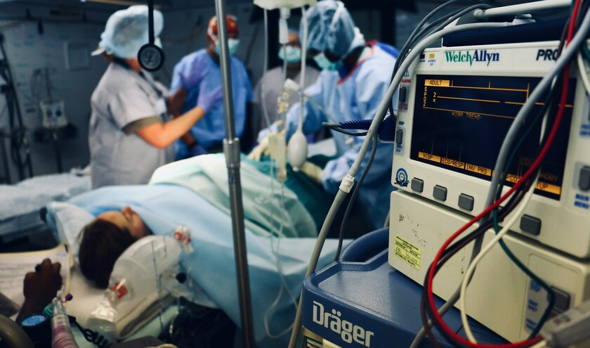 Intensive care unit (c) Richard Catabay/Unsplash