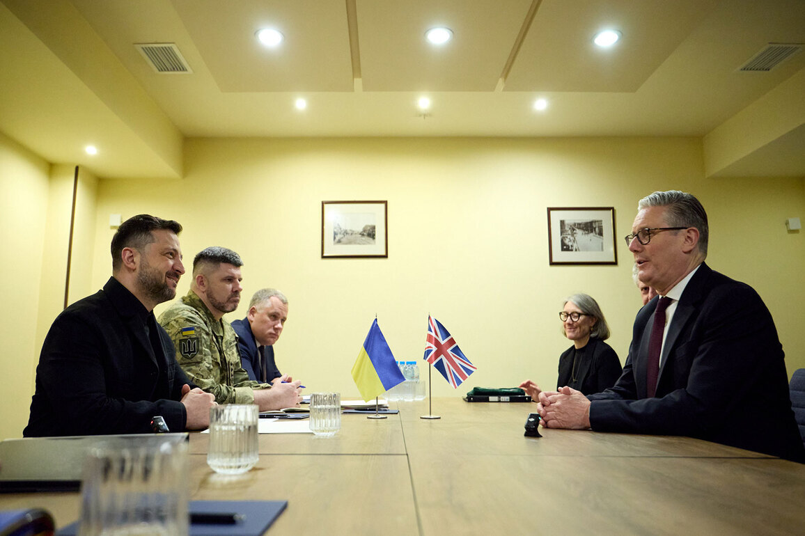 Armenia: Zelenskyy, UK PM Starmer discuss defence cooperation ahead of European Political Community Summit