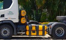 Caminhão GNV gás cedro minério de ferro