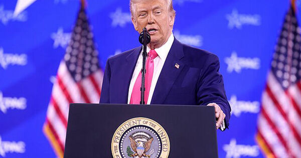 Trump urges revoking ABC broadcast licenses after reporter's question