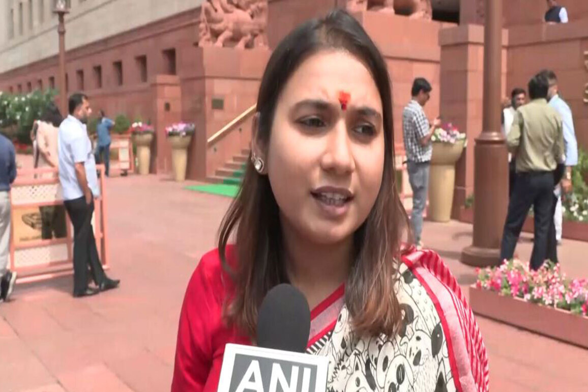 LJP (RV)'s Shambhavi Choudhary calls for action against SP leader for derogatory remarks on Lord Ram