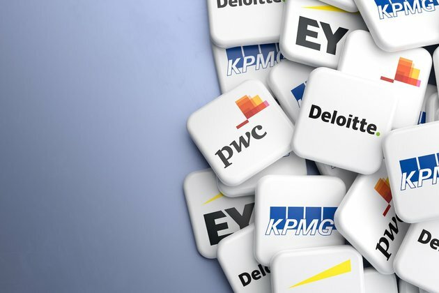 US banking failures: the role of big auditors in another financial crisis