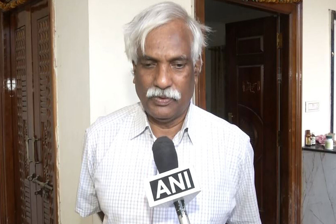 "Congress try to divide people in name of language, state and religion": BJP's Prakash Reddy