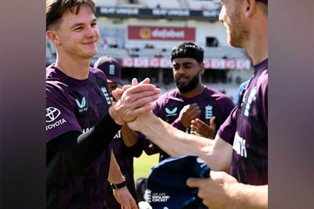 Sonny Baker replaces Brydon Carse in England squad for 2nd Test against Pakistan