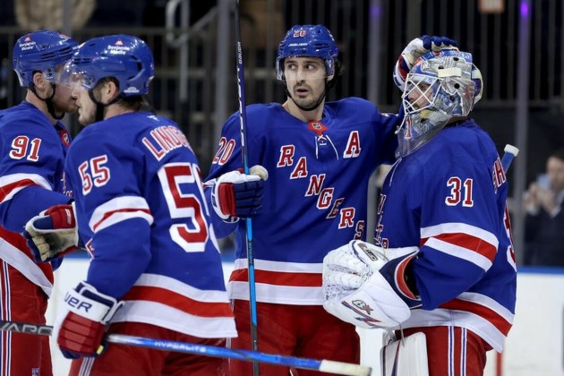 NHL roundup: Short-handed goal caps Rangers' rally past Bruins