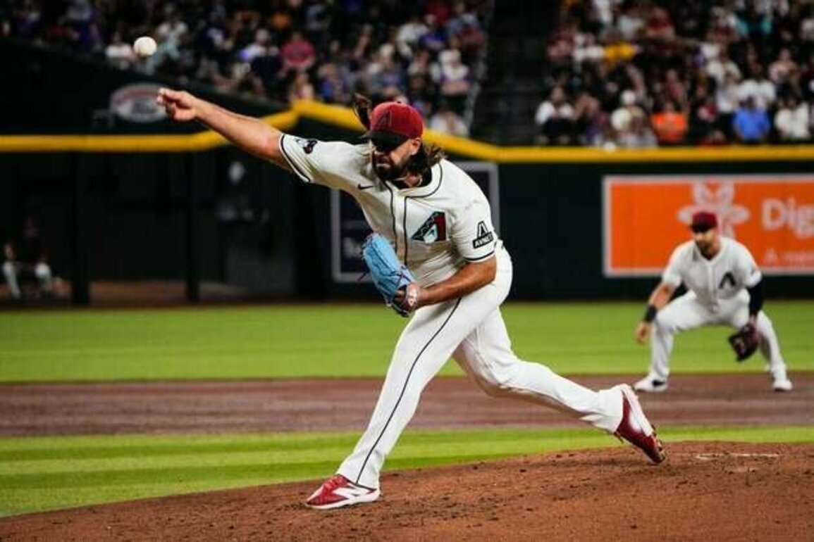 Ketel Marte's three-run shot lifts Diamondbacks over Rangers