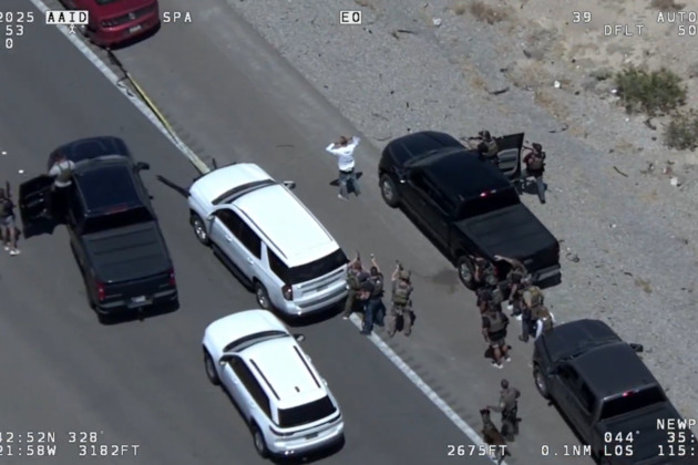 Video- Grappler stops fugitive wanted for shooting at deputy