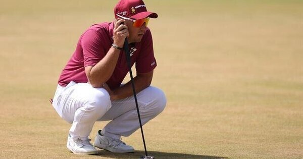Lucas Herbert rides 62 to Open lead midway through 2nd round