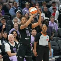 Valkyries sharp from beyond the arc, sink Fever