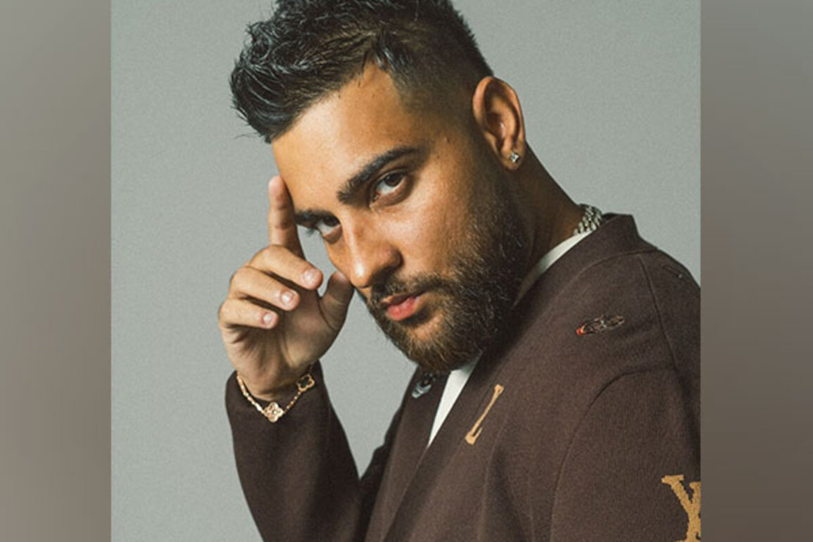 Karan Aujla drops his new single 'MF Gabhru'