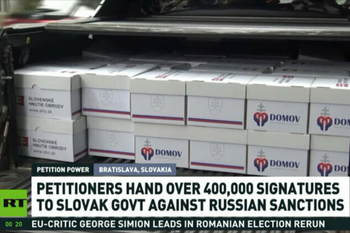 EU nation gathers 400,000 signatures to have Russia sanctions lifted 