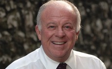 Peter Hargreaves blasts HL chair over performance