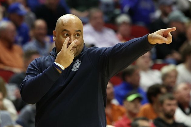 Reports: Notre Dame reaches deal to hire Micah Shrewsberry
