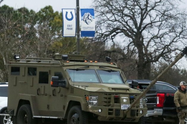 Hostages Safe After Texas Synagogue Standoff; Captor Dead