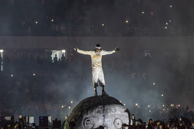 Travis Scott kickstarts India tour with power-packed gig in Delhi, fans scream their lungs out on 'FE!N'