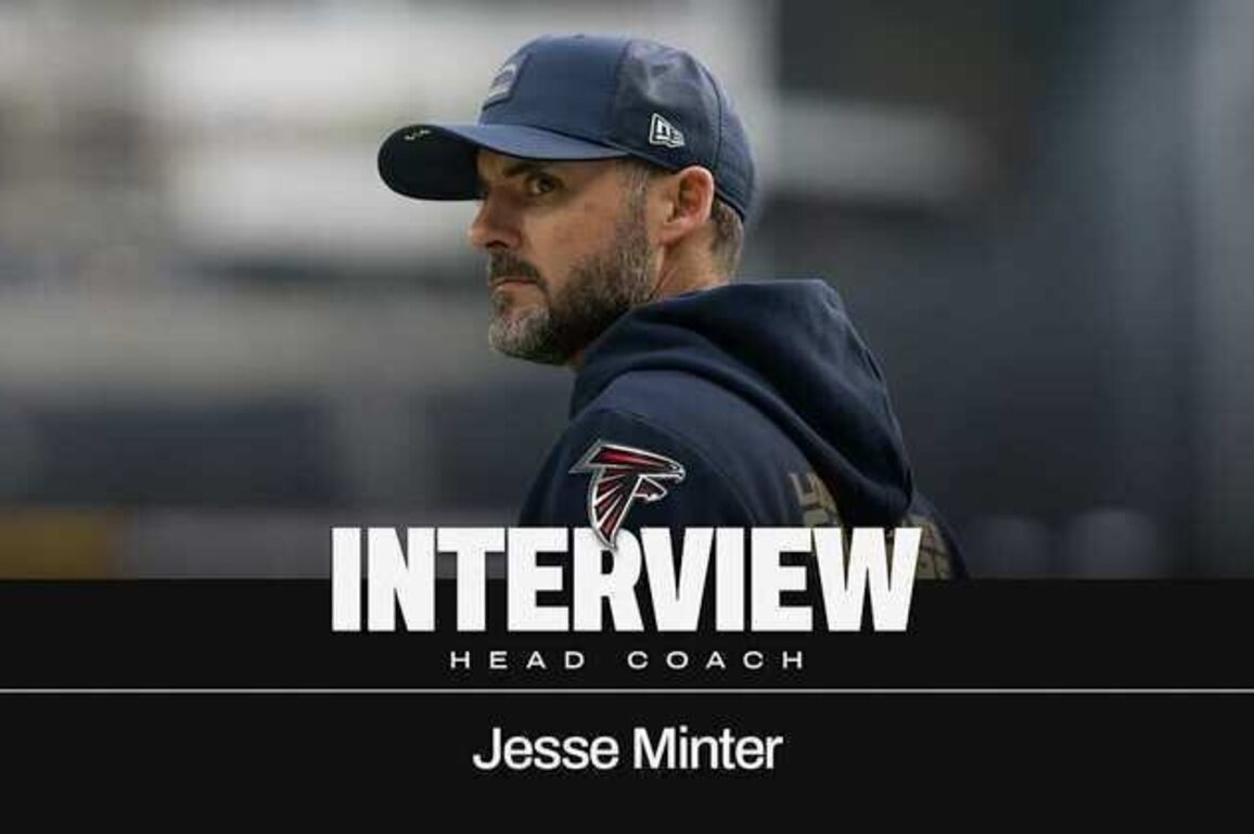 Falcons complete interview with Jesse Minter for head coach position