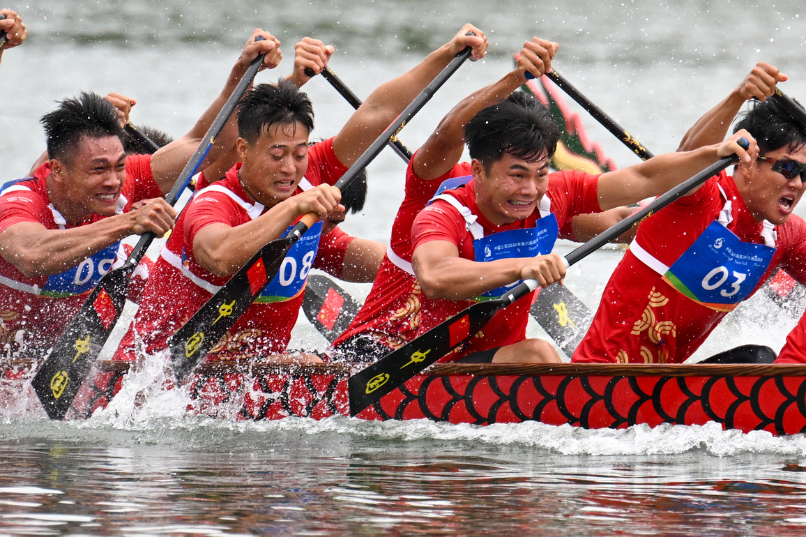 (SP)CHINA-HAINAN-SANYA-ASIAN BEACH GAMES-DRAGON BOAT-SMALL BOAT-MEN'S 200M STRAIGHT RACE (CN)