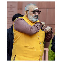 Giriraj Singh hits out at Rahul Gandhi's allegations on India-US trade deal, says Rahul is "spreading misinformation"