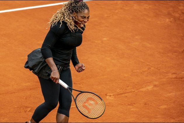 Serena Williams steamrolls 17-year-old in Emilia-Romagna Open