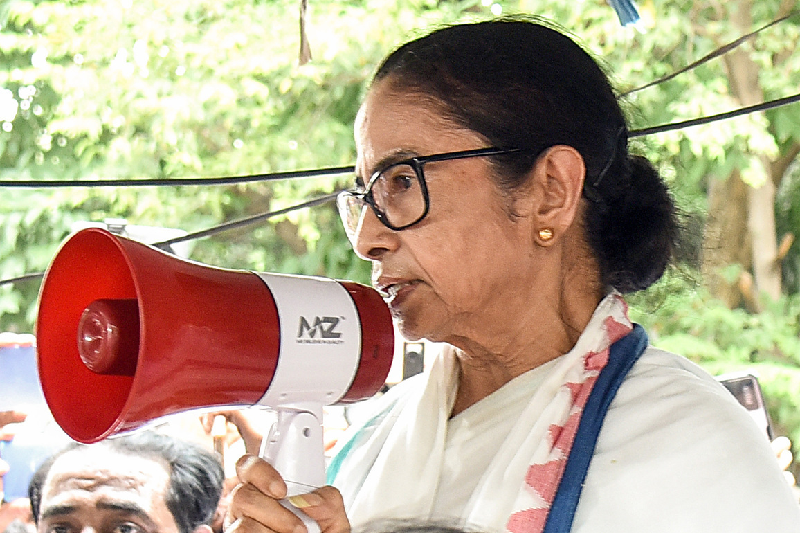 'Vishwaguru' Government unable to shield citizens from price shocks: Trinamool on LPG hike