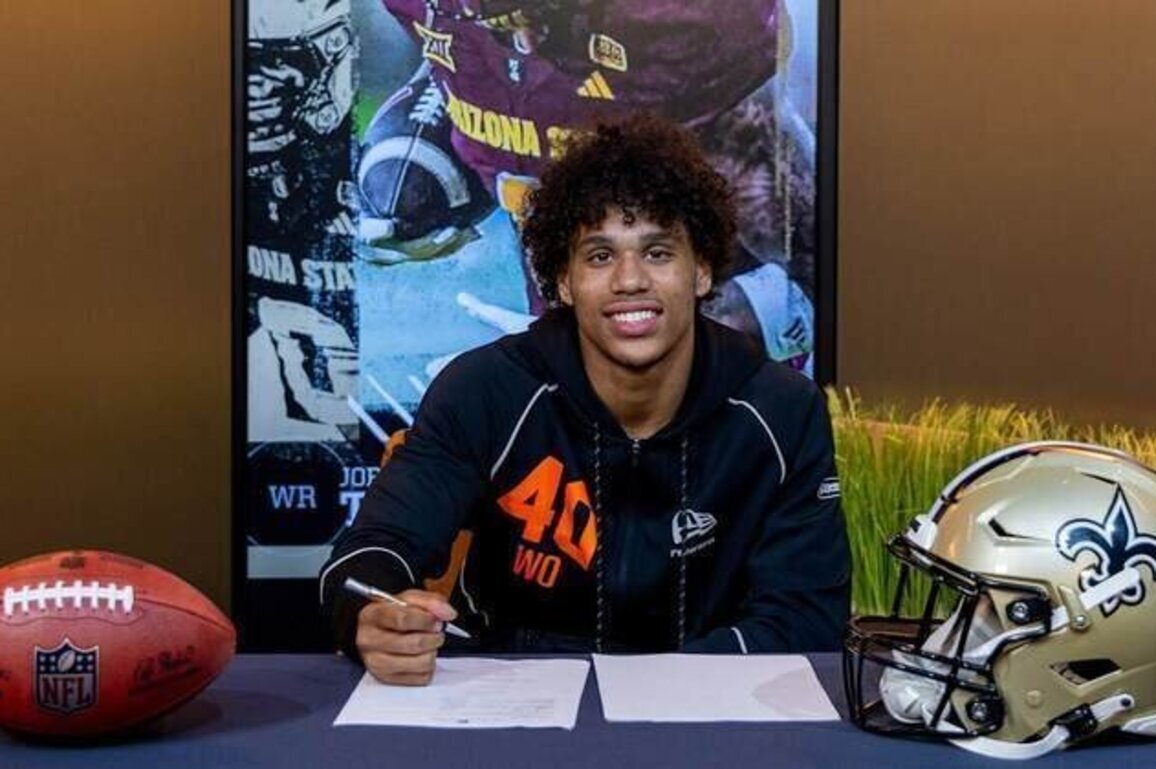 Saints sign seven 2026 draft picks to four-year contracts