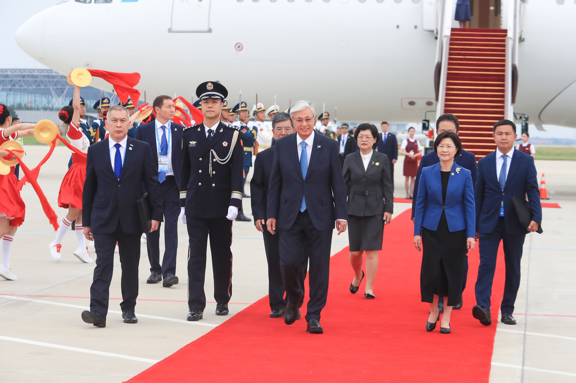 (SCO Tianjin Summit) CHINA-TIANJIN-KAZAKH PRESIDENT-ARRIVAL (CN)