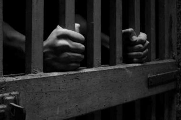 Iran executes four on spying charges