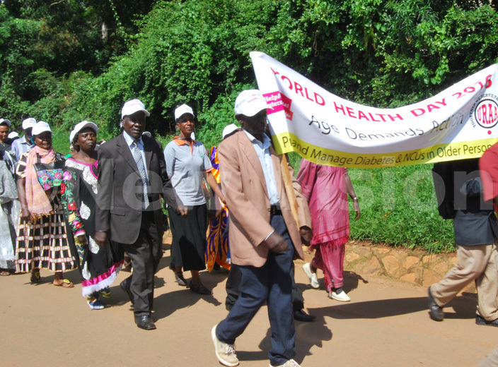  he elderly marching to the ministry of health to present their petition 
