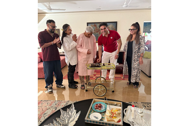 "More than happy to dance around...": Arbaaz Khan reacts to Shabana Azmi's playful warning about daughter Sipaara