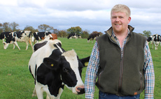 Grazing with milking robots on Yorkshire farm
