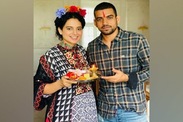Kangana Ranaut celebrates Raksha Bandhan with family in Manali