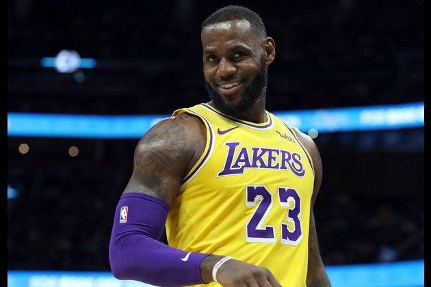 Lakers, LeBron James reportedly talk $98M extension