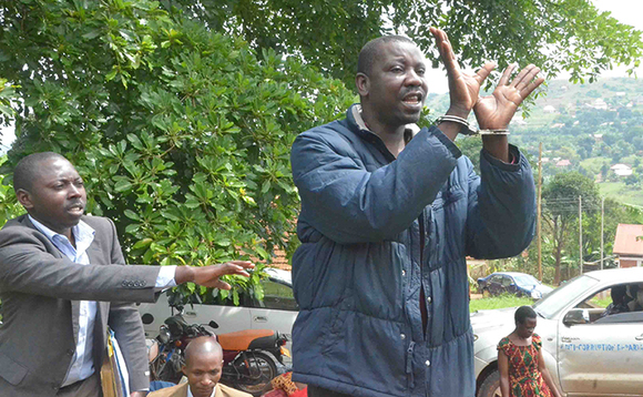 Wamala ng'ali ku mpingu Wamala ng'ali ku mpingu