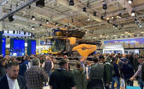 New holland live at agritechnica 580x358.jpg