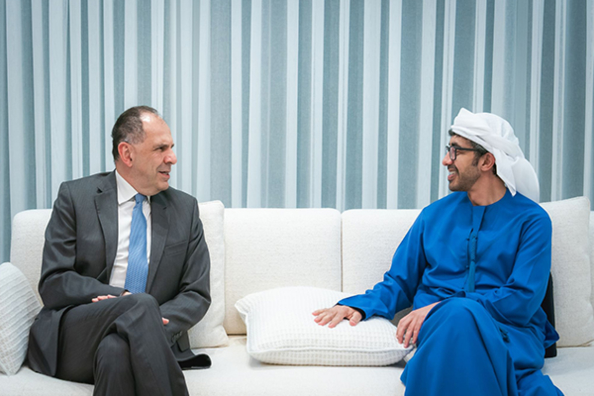 Abdullah bin Zayed, Greek Foreign Minister discuss strengthening partnership ties