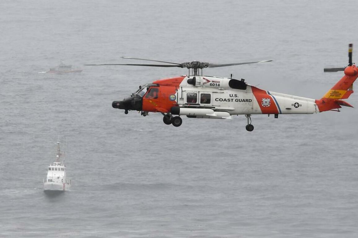 6 people killed after small plane crashes off San Diego coast
